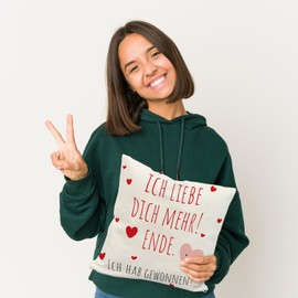speecheese Herzen Kissen mit Spruch Ich Liebe Dich mehr! Ende. Valentinsgeschenk voller Romantik Witziger Liebesbote zum Valentinstag
