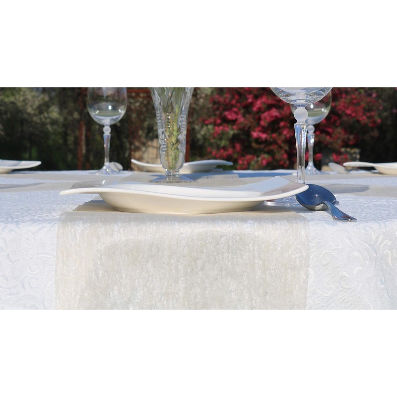 AmaCasa Non-Woven Table Runner with Flower Design 23 cm /