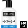 TRESemmé Moisture Rich Conditioner – 940 mL