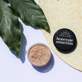 Honeypie Minerals - Natural Mineral Foundation - Lightly Medium - 10g - Vegan, Cruelty-free Makeup, Loose Face Powder