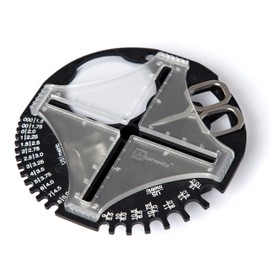 Akerworks Knitting and Crocheting Tool Kit Including Slip-Resistant Gauge