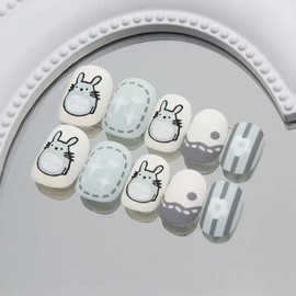 Ztcily Künstliche Nägel für Kinder, weiß und grau, künstliche Nägel, selbstklebend, kurz, in Form einer Chinchilla, Zubehör oder Geschenkidee für Weihnachten, Neujahr oder Geburtstag