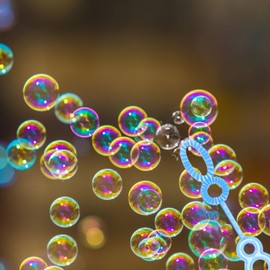LIOOBO 100 Pcs Bubble Stick Bubble Toy Bubble Accessories Outdoor Play Toy (Random Color)
