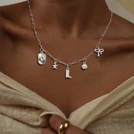 Charm Necklace for Women Summer Beachy Seashell Necklaces Dainty Gold Paperclip Chain Necklace Trendy Heart Star Bow Shell Charm Necklaces Beach Jewelry for Women Summer Vacation