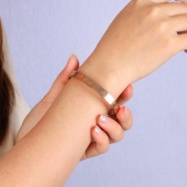 MILAKOO Women's Stainless Steel Bangle Oval Bangle Women Stackable Cuff Bracelet Friendship Bracelets for Party Wedding Birthday, Stainless Steel, No gemstone