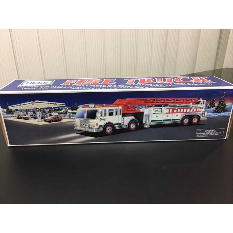 New Collectible 2000 Hess Fire Truck Mint in Box Battery