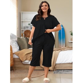 Heat Move Plus Size Pajamas Sets for Women 2 Piece Soft Sleepwear Short Sleeve Top and Capri Pant Pjs Loungewear with Pockets(Black，4XL)