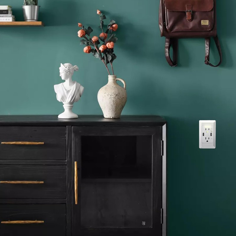 USB Outlet with Night Light, GreenCycle 15Amp Outlet Auto Sensor