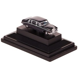 Oxford Diecast NDS005 Dark Blue Daimler DS420 Limo