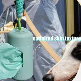 A&H ZIER Soporte para bolsas de excrementos con cordón portátil colorido, dispensador de bolsas de excrementos de perro de tacto suave con bolsas biodegradables para residuos de perros, compatible con