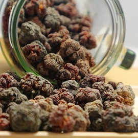 Chamdoori Kujippong Gujippong Kujippong Kujippong Fruit 300g (domestic) / 참두리 꾸지뽕 구찌뽕 구지뽕 꾸찌뽕열매300g(국내산)