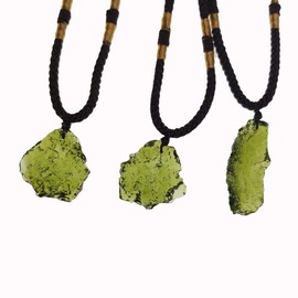 Nevay Moldavite Crystal Necklace Irregular Stone Pendant DIY Manufacturing Pendant Natural Crystal Energy Stone Necklace Gift Unique Original Energy Stone
