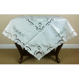 grantlinen Ivory Embroidered Handmade Rose bud Cutwork Embroidery 33" Square Tablecloth