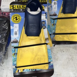 U.S. Divers Size XS- U.S. Divers SEA LION Floating SCUBA Diving Fins Yellow Flippers W/ Soot