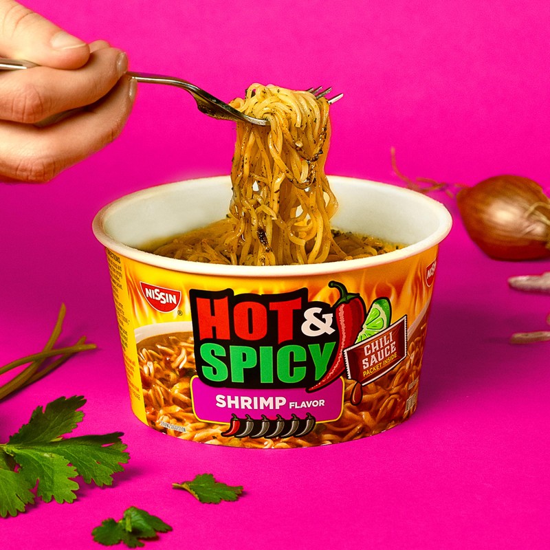 Nissin Hot & Spicy Ramen Noodle Soup, Shrimp, 3.27 Ounce