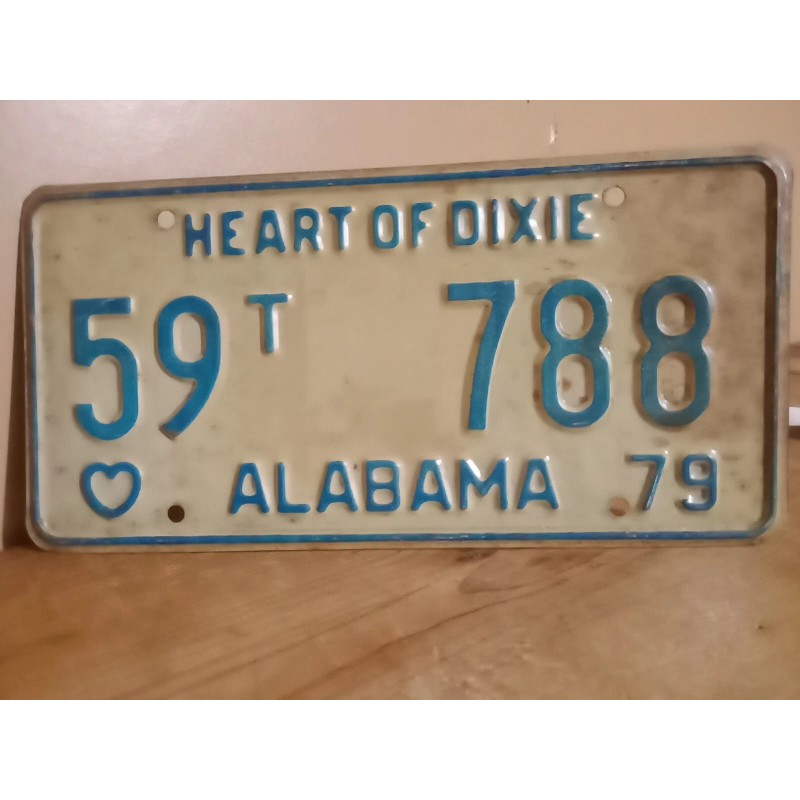1979 ALABAMA LICENSE PLATE HEART OF DIXIE. VINTAGE AUTO TAG