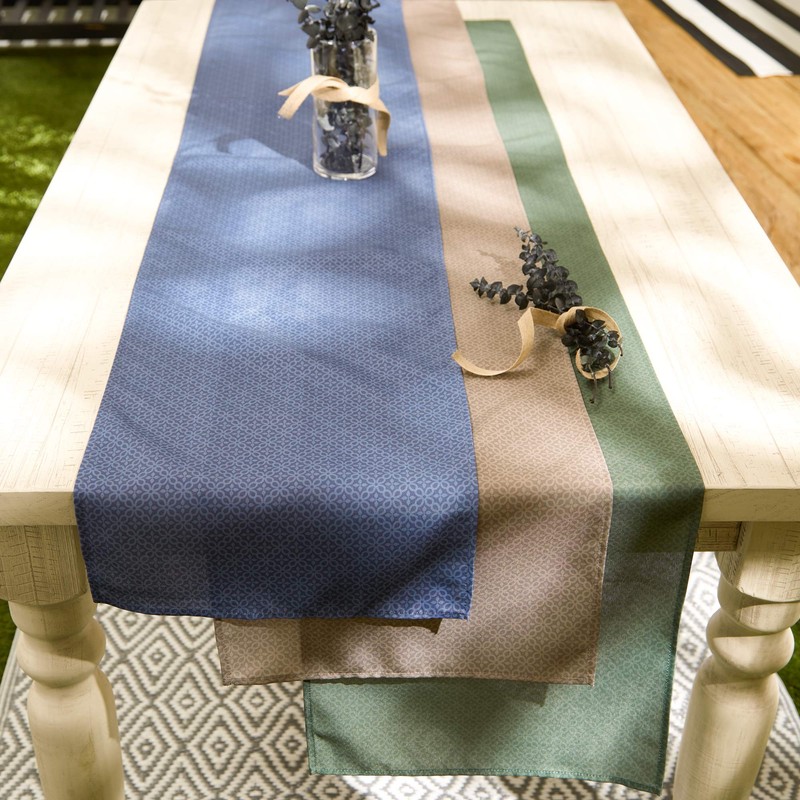 DII Indoor/Outdoor Re-Usable Tabletop Collection Tonal Lattice, Machine Washable, Table