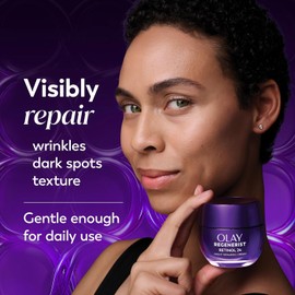 Olay - Crema Facial Nocturna Retinol 24 de 1.7 oz + Muestra de Whip Moisturizer