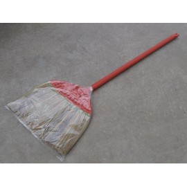Vietnamese Soft Fan Straw Broom with Red Plastic Tube Handle (chổi lúa) 41 inch