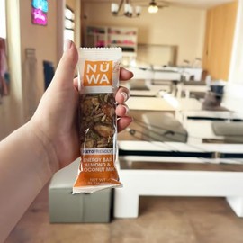 NÜWA 20 Pack Keto: Sabor Coco - Veganas - Snack Saludable - Vitamina E - Sin Azúcar Añadida - 20 pz - Ingredientes Naturales - Sin Conservadores - Sin Gluten