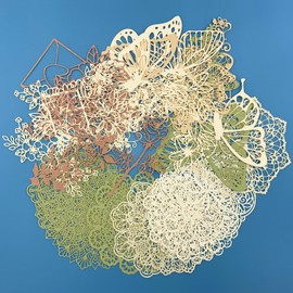 PRETTYLIFE Scrapbooking Decorative Lace Paper, 30pcs Vintage Art Cutout Floral Butterfly Round Lace Decoupage for Scrapbooking Junk Bullet Journal Planners Album Crafts DIY