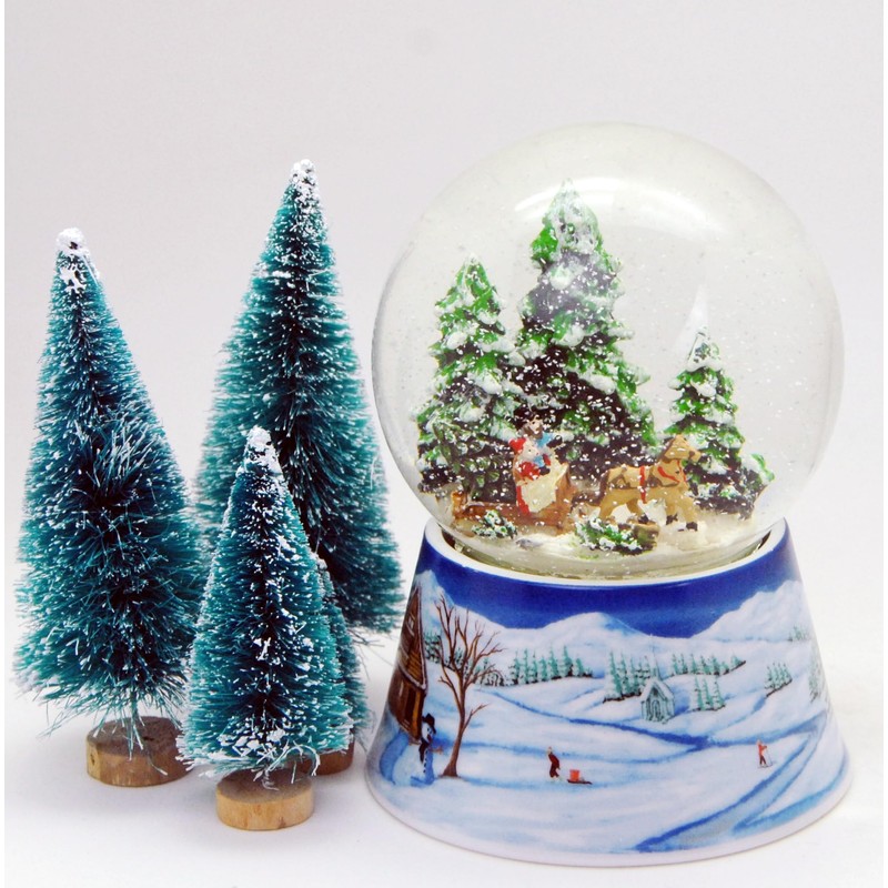 Nostalgia Snow Globe Romantic Carriage Ride Sleigh Ride with Christmas