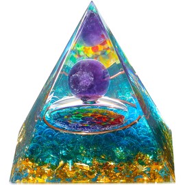 QINJIEJIE Large Crystal Pyramid Orgonite Pyramid Gemstone Stone Amethyst Green Aventurine Resin Pyramid Meditation Natural Reiki Spiritual Decoration Esoteric Gifts 6 cm