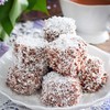 Anna and Sarah Organic Shredded Coconut, Unsweetened, Medium-Size, Perfect for