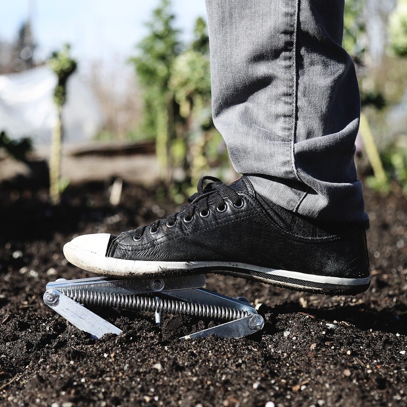 ASPECTEK Mole Eliminator Trap - Easy-to-Use Scissor-Style Mole Killer for