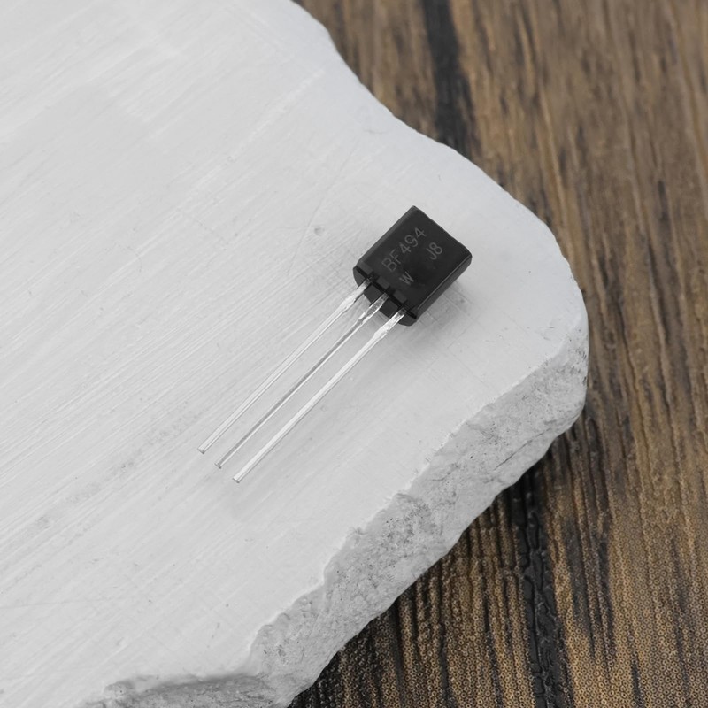 VGOL 20pcs BF494 NPN Medium Frequency Transistors TO-92 NPN Transistor