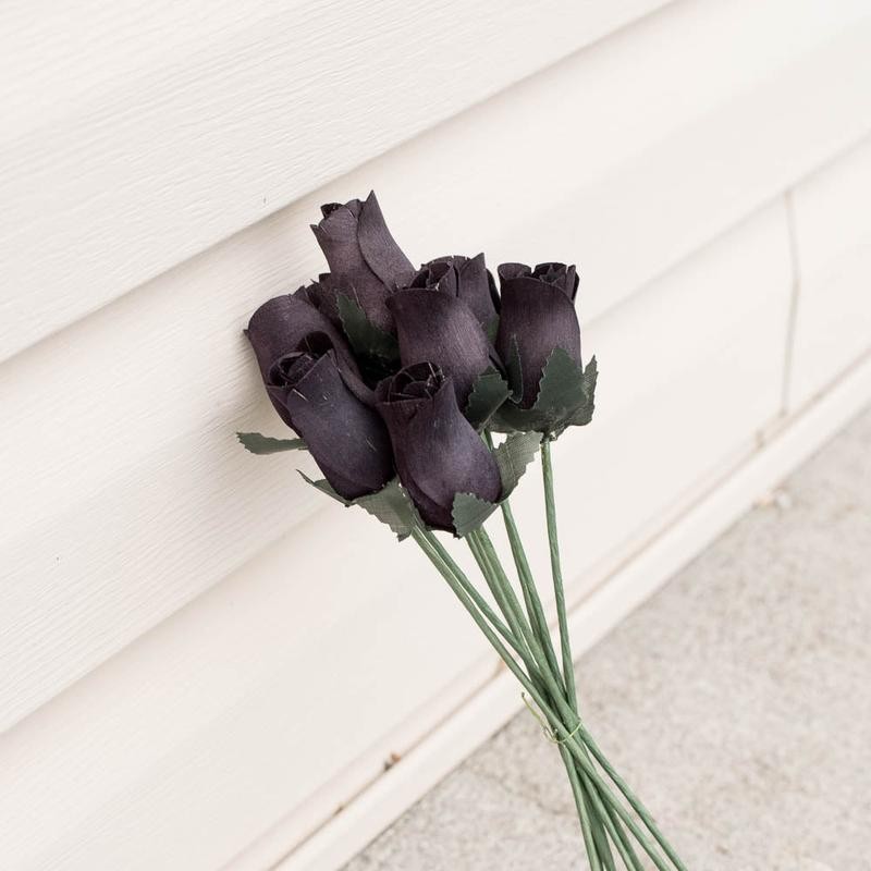Black Closed Bud Roses 8-Pack