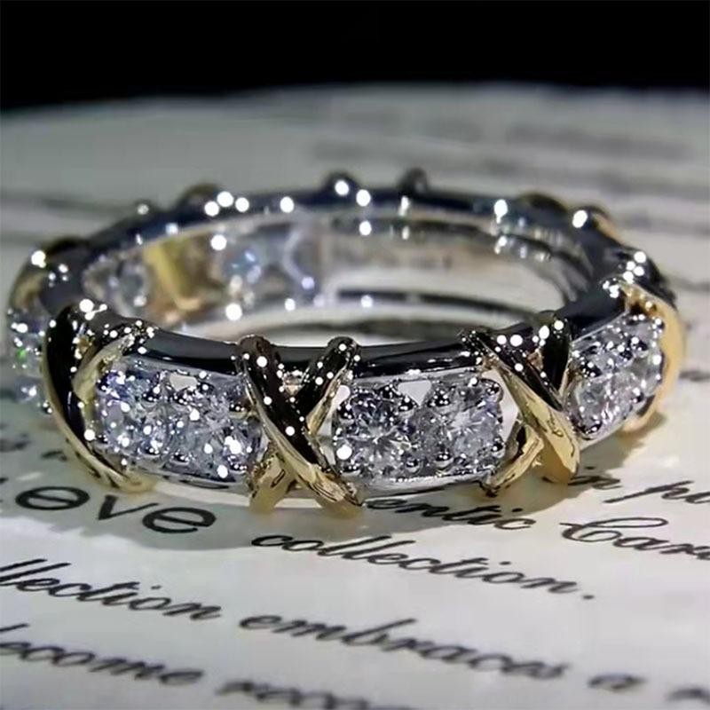 Rotating Openwork Ring, Engagement Ring, Simple Design, Suitable for Everyone,