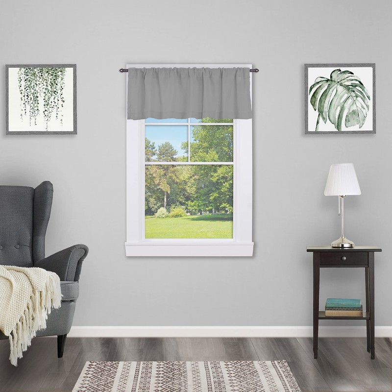 Interior Living 16-28 in. Adjustable Petite Café Curtain Rod, 2-Pack,