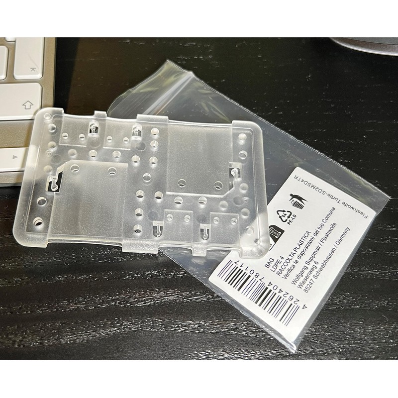 Flashwoife, 4 x MicroSD + 2 x SD Storage Memory