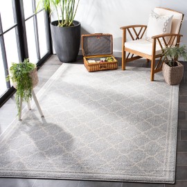 SAFAVIEH Amherst Collection Area Rug - 3' Square, Light Grey & Beige, Moroccan Trellis Design, Non-Shedding & Easy Care, Ideal for High Traffic Areas in Living Room, Bedroom (AMT422B)