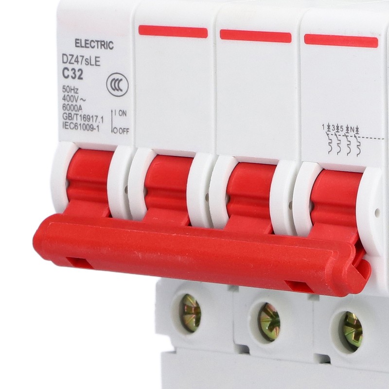 C32 Miniature Circuit Breaker 4P+N Leakage Protection for Rural Network