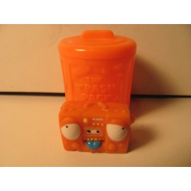 Moose Toys Trash Pack Series 2  #069 Vile Hi Fi with can     **New out of pack**