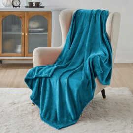 Bedsure Cuddly Fluffy Fleece Blanket, Warm Winter Soft Sofa Blanket, Small Blanket, Couch Blanket, Cuddly Blanket, Children's Living Blankets, 130 x 150 cm, Sofa Throw Blanket, Turquoise