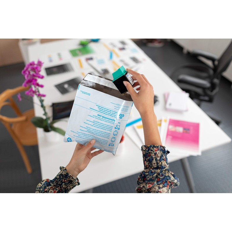 HP 62 Black Original Ink Cartridge Standard Yield Black