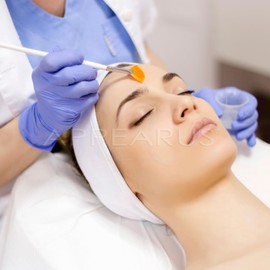 APPEARUS Taklon Fan Mask Brush – Small Size Facial Applicator for Glycolic Acid Peels, Masques & Skincare Treatments – Soft Bristles for Estheticians – 1 Count