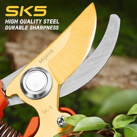 Garden Shears, Sharp Japanese SK5 Steel Blade Effortlessly Prunes 1/4" Branches, Hand Pruners Heavy Duty Professional Bypass, Garden Scissors & Flower Trimmers (golden)
