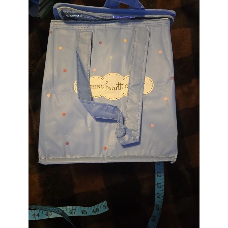 NOTHING Bundt CAKES 2 NOTHING Bundt CAKES lunch Bag, tote
