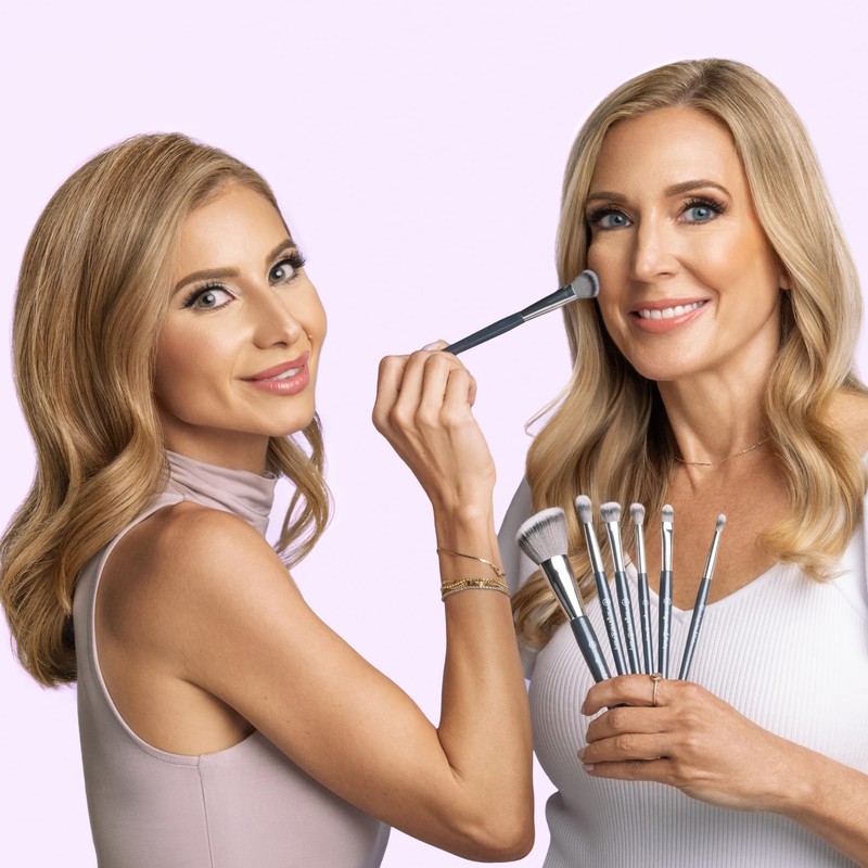 BK BEAUTY BRUSHES - ANGIE HOT & FLASHY Brush Set