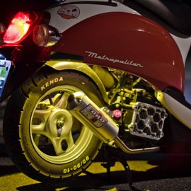 2 Pods LED Rock Lights, Ampper Waterproof LED Neon Underglow Light for Car Truck ATV UTV SUV Offroad Boat Underbody Glow Trail Rig Lamp (Yellow)