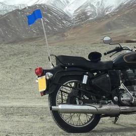 Angoily Flag Pole for Motorcycle, Adjustable Telescopic Flagpole, Handlebar Flagpole, Mounting Bracket, Bicycle Handlebar Flag Pole for Cyclists, Road Bike, Mountain Bike, Dirt Bike, Silver