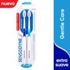 Sensodyne Cepillo de Dientes para Dientes Sensibles Cuidado Delicado, Suave,