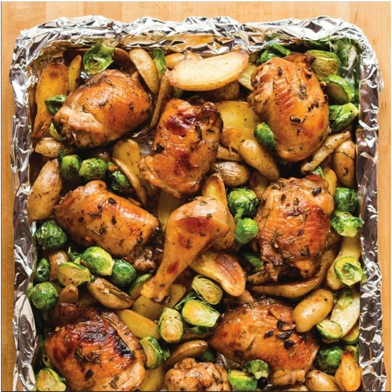 Reynolds Wrap Non-Stick Aluminum Foil Easy Prep, Cook & Clean