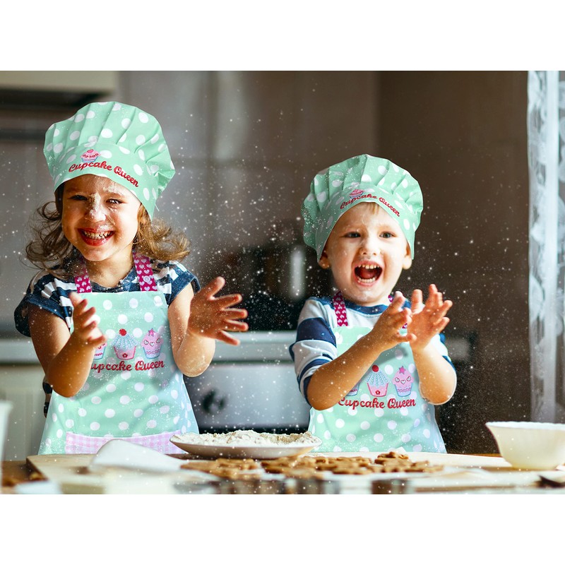 Emily ́s Check Chef's Hat in One Size or Kitchen