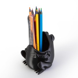 KwatTsz Cute Frog Pen Holder, Frog figurine Pencil Holder for Office Desk Decor, 3D Printed, Black, Durable and Fun Gift Idea