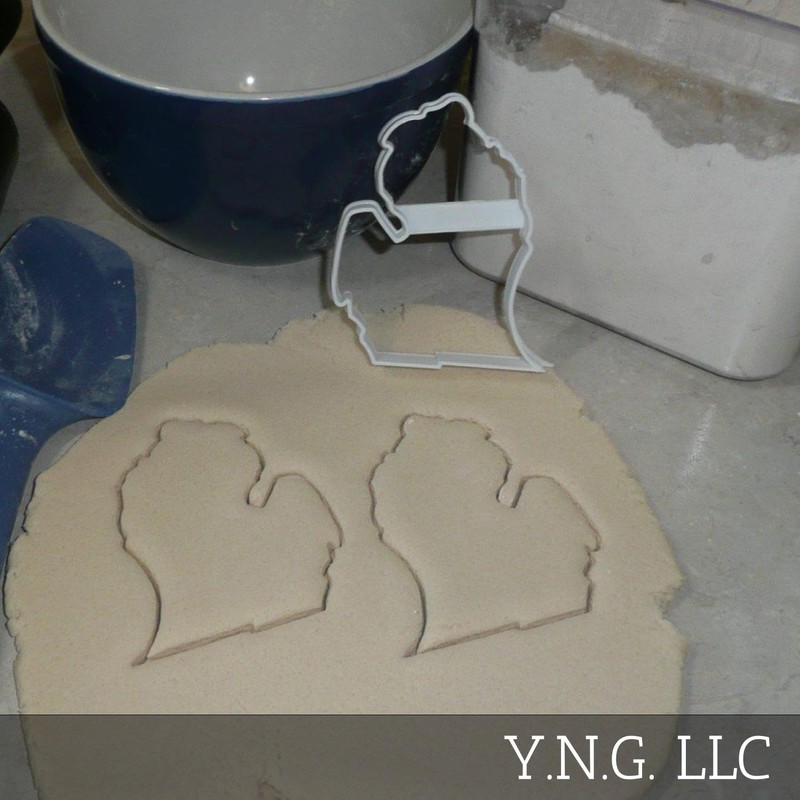 MICHIGAN STATE SHAPE OUTLINE COOKIE CUTTER MADE IN USA PR2719